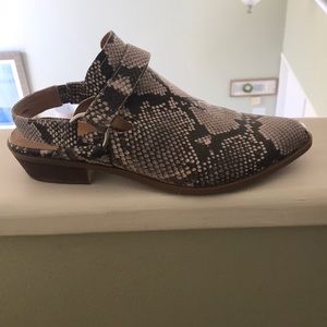 Crown Vintage Snakeskin booties